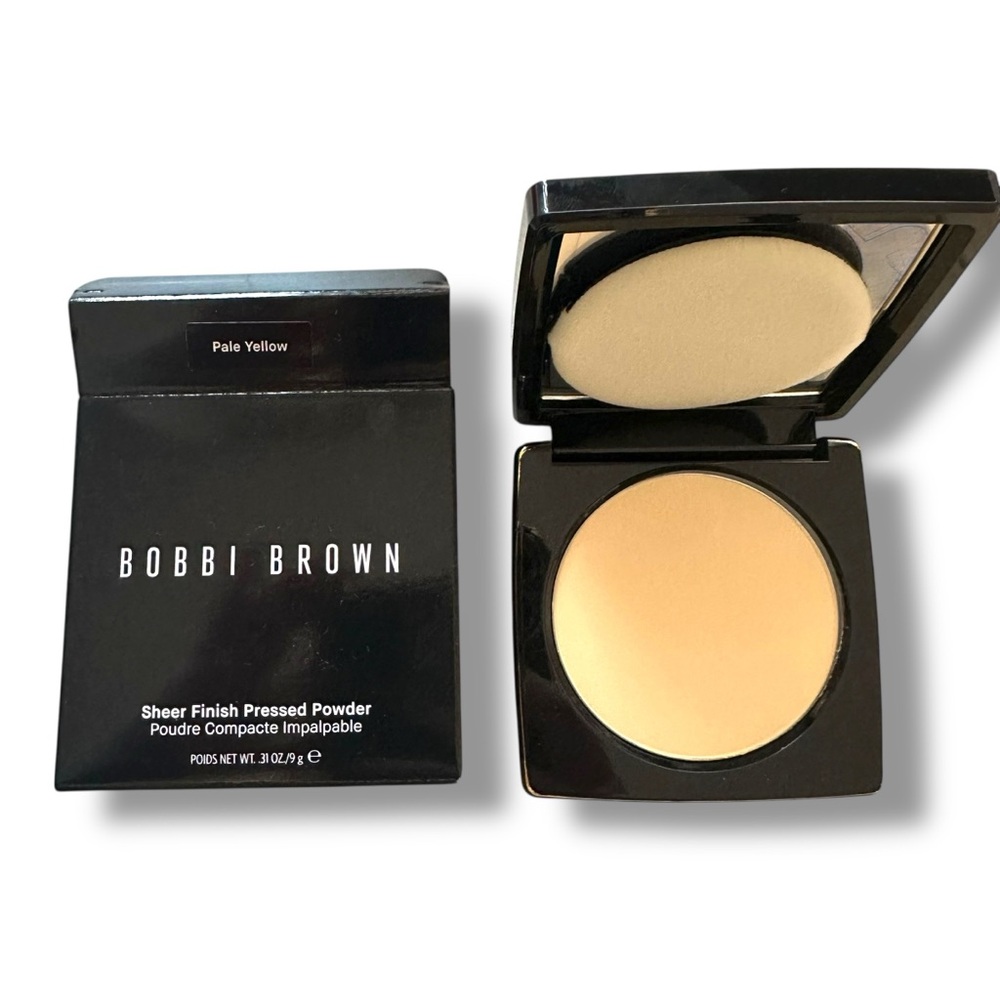 BOBBI BROWN Sheer Finish Pressed Powder – Pale Yellow-0.31 oz / 9g – NEW in BOX